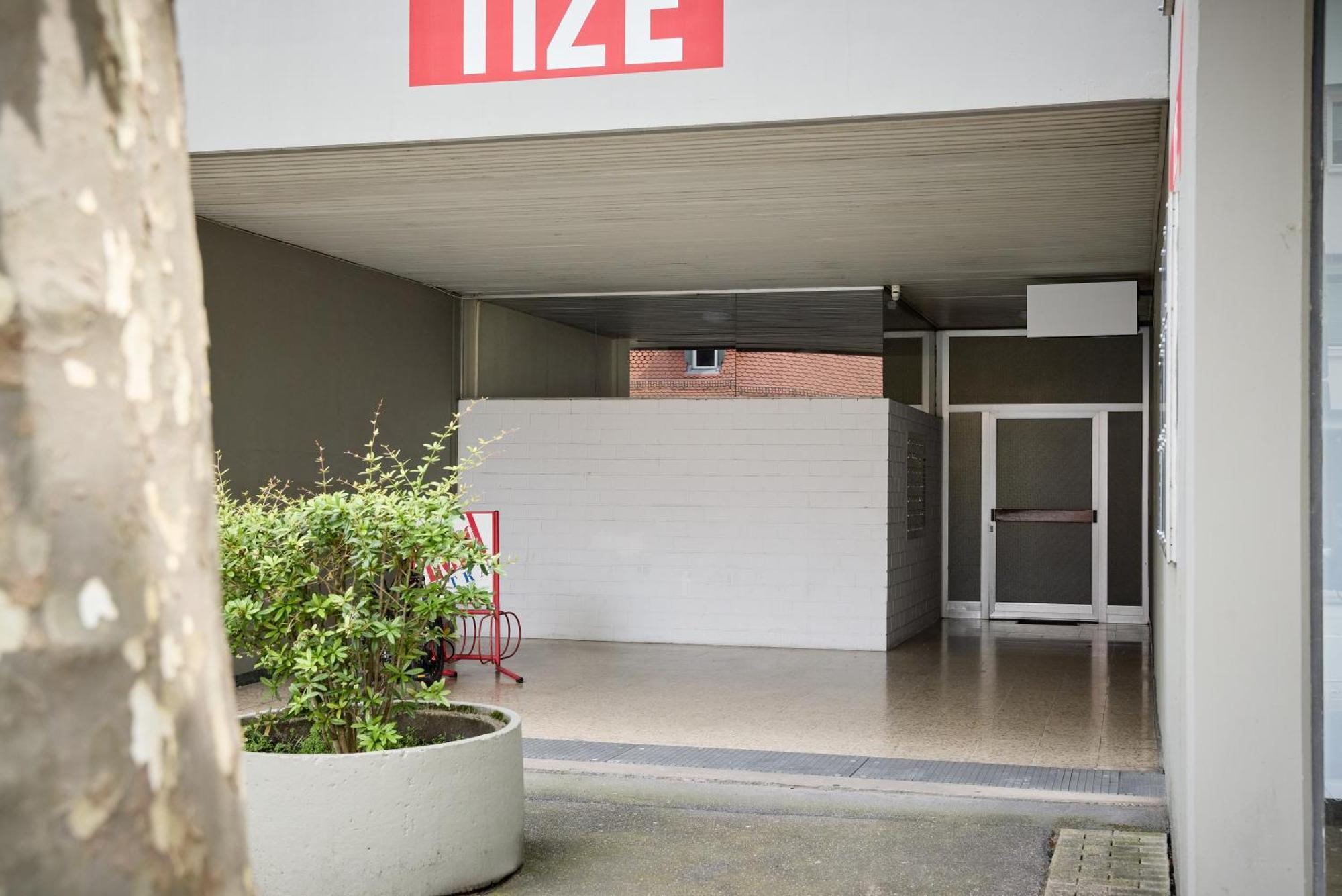 Idee Living: Penthouse Apartment Mit Parkplatz Weinheim Exteriör bild